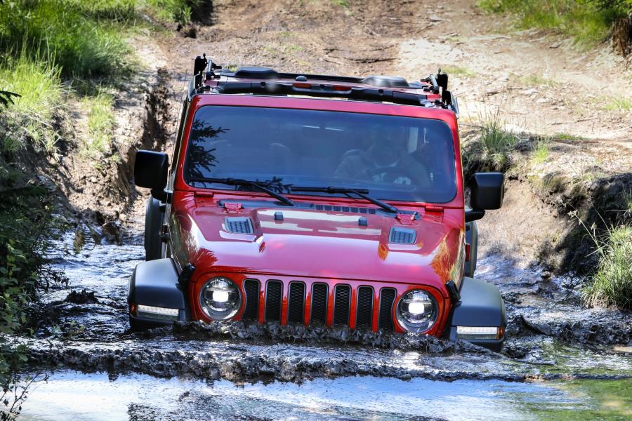  Jeep Wrangler Rubicon (JL) 2018 года  (EU) (фото 14 из 31)